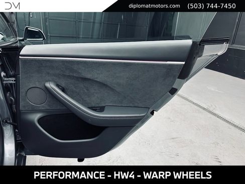 Used 2024 Tesla Model 3 Performance AWD/4WD image 27