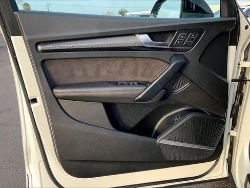 Used 2019 Audi SQ5 Premium Plus w/ Premium Plus Package image 20