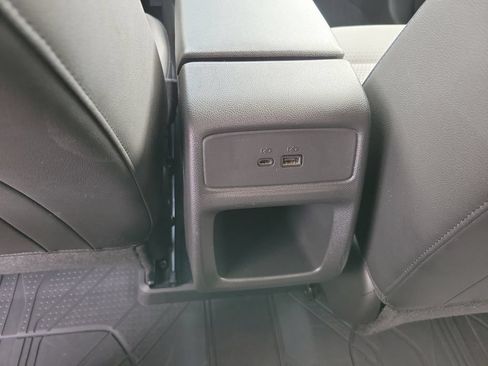 Used 2025 Chevrolet Trax LT w/ Driver Confidence Package FWD image 33