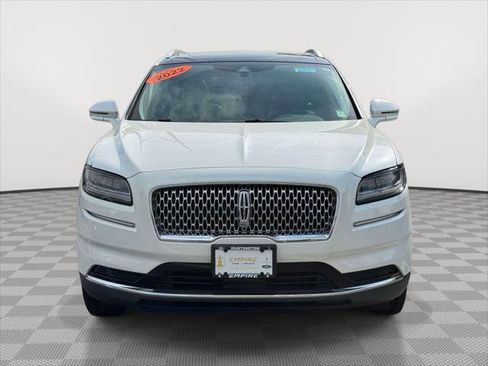 Used 2022 Lincoln Nautilus Reserve AWD/4WD image 2
