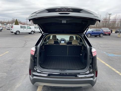 Used 2024 Ford Edge SEL image 5