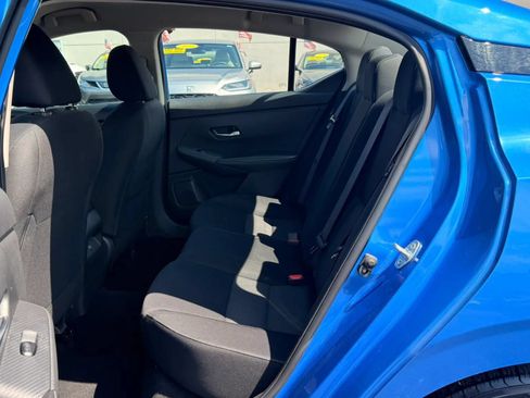 Used 2023 Nissan Sentra SV FWD image 13