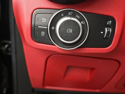 Used 2019 Alfa Romeo Stelvio w/ Nero Edizione image 29