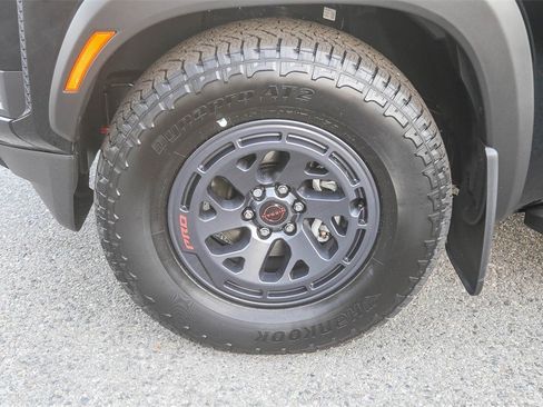New 2026 Nissan Frontier Pro-X w/ Pro-X Convenience Package image 11