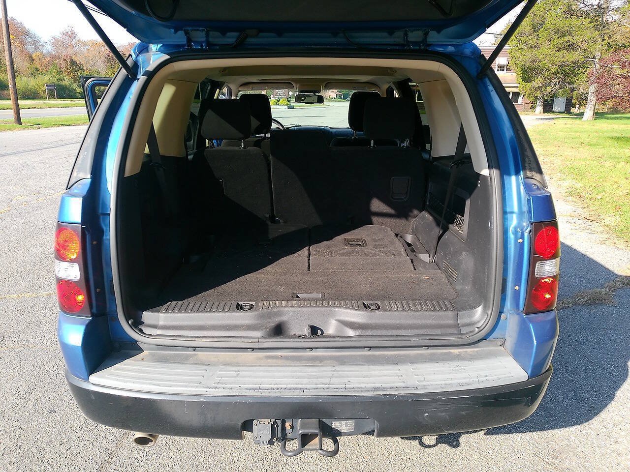 Used 2010 Ford Explorer XLT AWD/4WD image 19