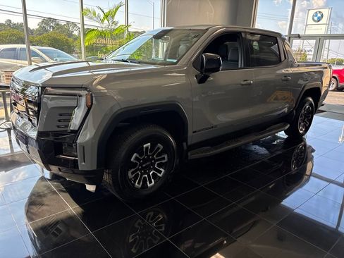 New 2026 GMC Sierra EV Elevation image 4