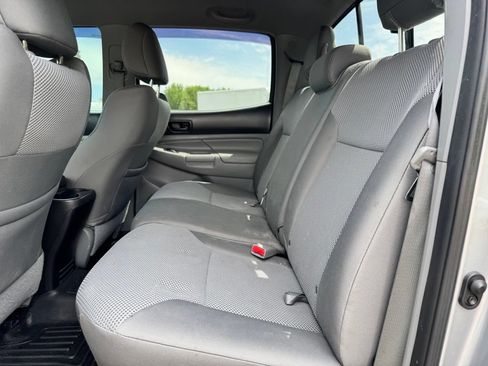 Used 2014 Toyota Tacoma 4x4 Double Cab w/ TRD Sport Package image 12