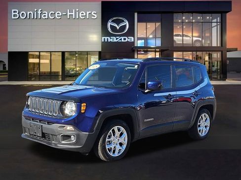 Used 2018 Jeep Renegade Latitude image 2