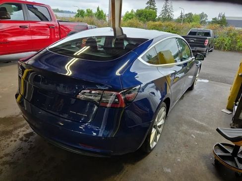 Used 2018 Tesla Model 3 Long Range AWD/4WD image 3
