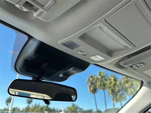 New 2025 Ford Maverick XL image 22