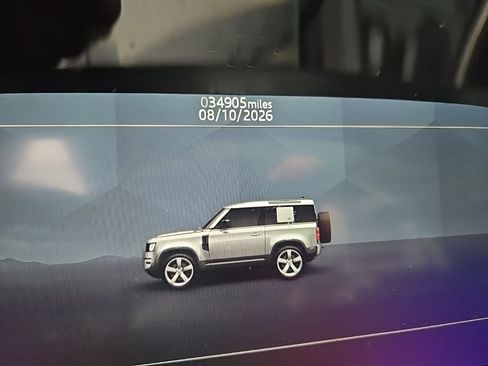 Certified 2022 Land Rover Defender 90 S AWD/4WD image 13
