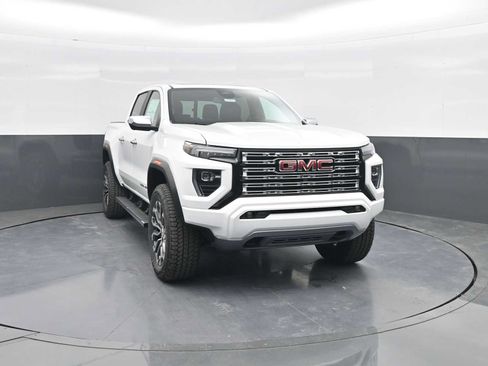 New 2026 GMC Canyon Denali AWD/4WD image 2