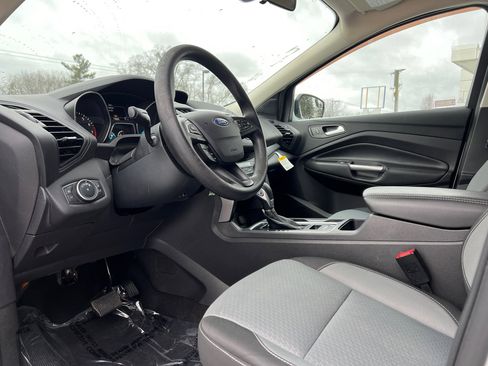 Used 2018 Ford Escape SE image 15