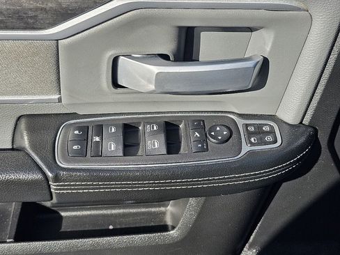 Used 2023 RAM 2500 Big Horn w/ Level 1 Equipment Group image 27