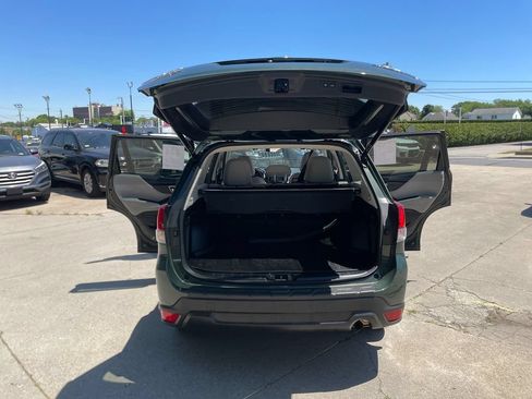 Used 2024 Subaru Forester Premium AWD/4WD image 24
