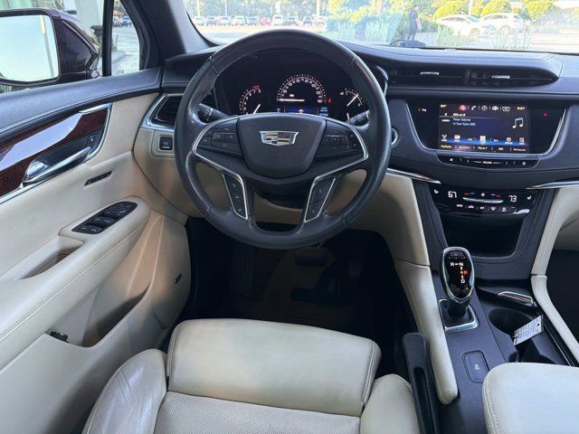 Used 2017 Cadillac XT5 Luxury w/ Driver Awareness Package FWD image 24