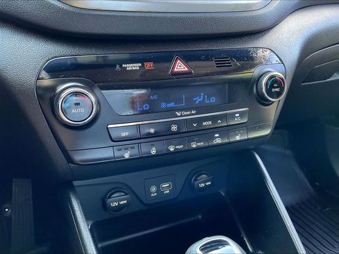 Used 2018 Hyundai Tucson Limited w/ Cargo Package FWD image 33