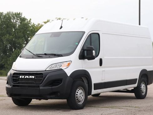 Used 2024 RAM ProMaster 2500 FWD image 5