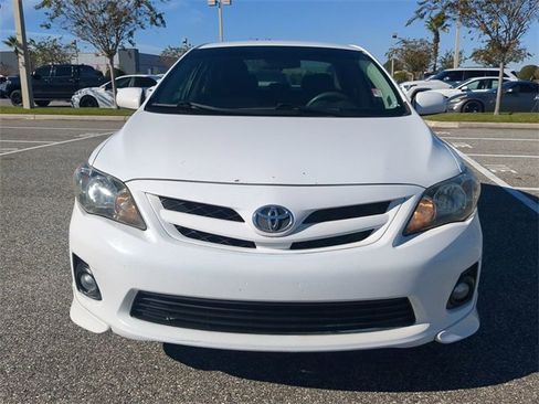 Used 2011 Toyota Corolla S image 9