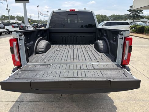 Used 2026 Ford F350 Platinum AWD/4WD image 8