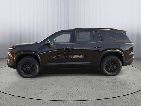 New 2026 Chevrolet Traverse Z71 w/ Enhanced Driving Package image 4