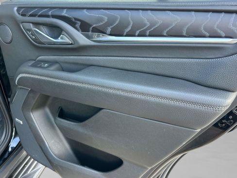 Used 2023 GMC Yukon Denali w/ LPO, Floor Liner Package AWD/4WD image 19