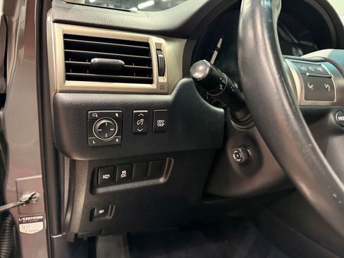 Used 2014 Lexus GX 460 w/ Premium Package AWD/4WD image 42