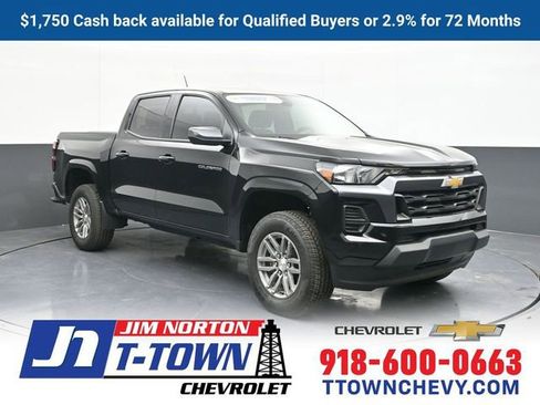 New 2025 Chevrolet Colorado LT image 1