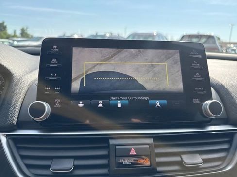 Used 2021 Honda Accord EX-L image 25