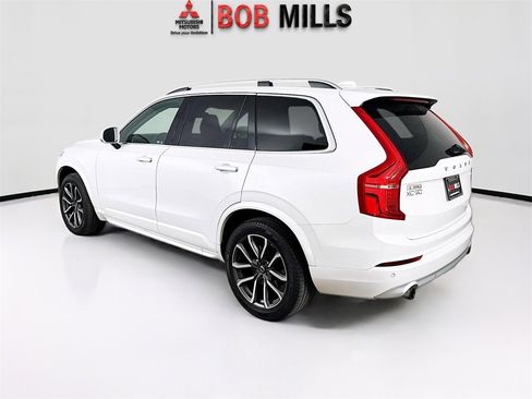 Used 2018 Volvo XC90 T5 Momentum w/ Momentum Plus Package image 5