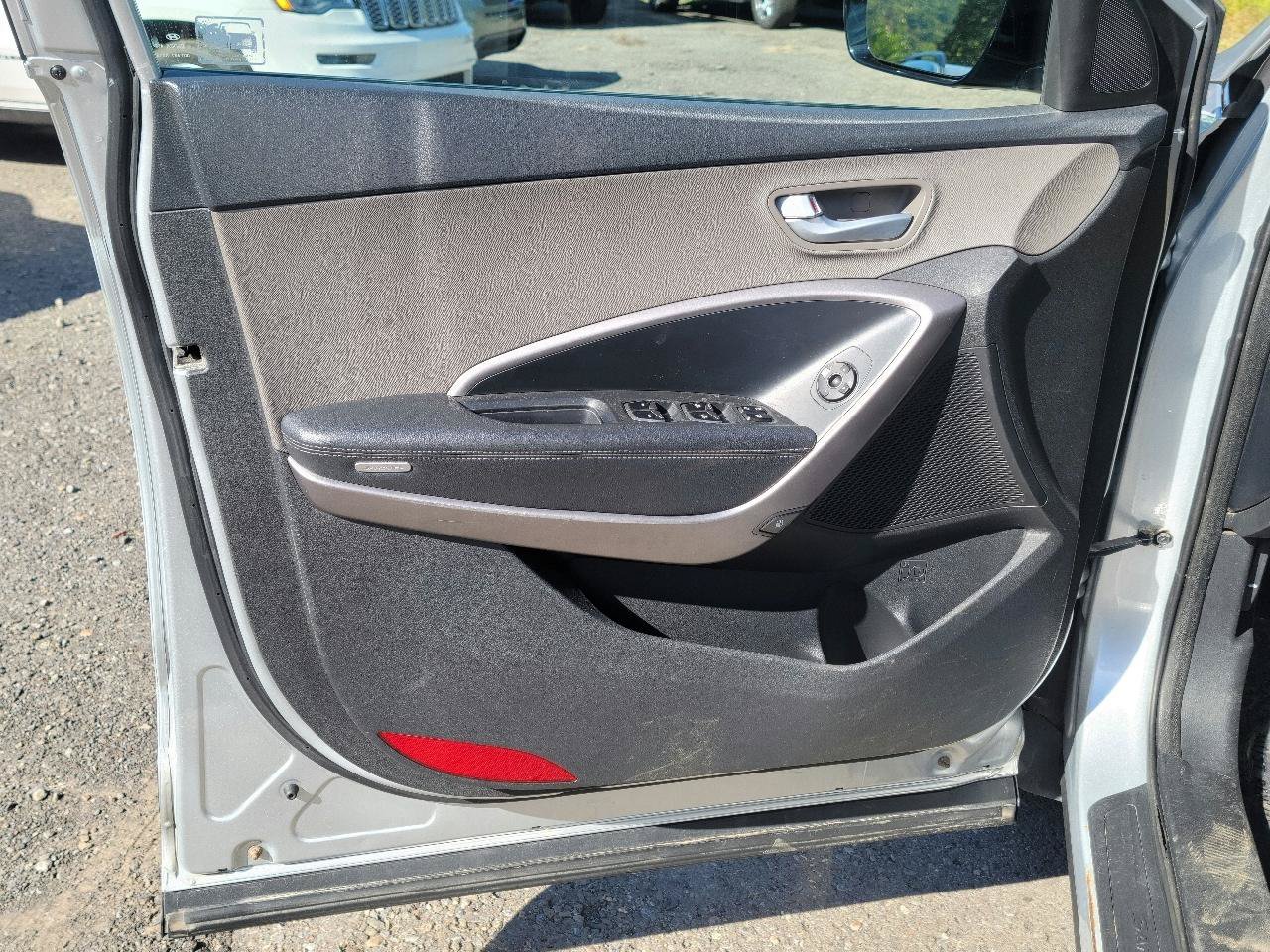 Used 2015 Hyundai Santa Fe Sport AWD/4WD image 9