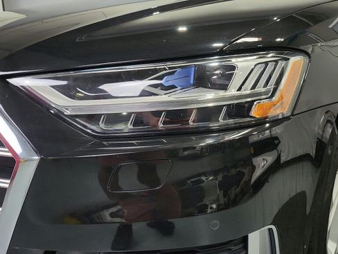 Used 2020 Audi S8 L w/ S8 Executive Package AWD/4WD image 24