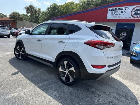 Used 2017 Hyundai Tucson Limited FWD image 5