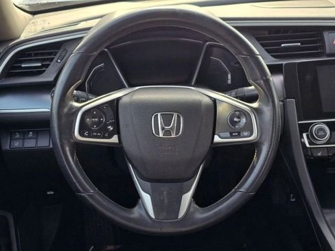 Used 2016 Honda Civic Touring image 22