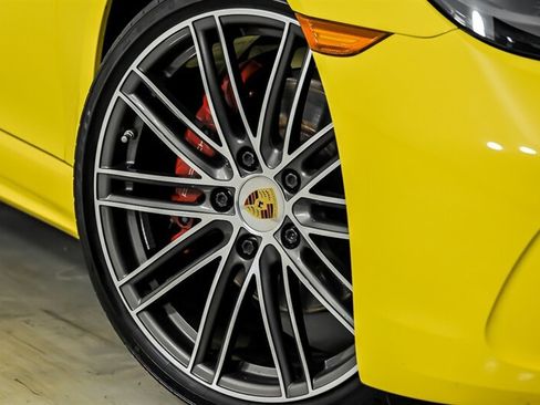 Used 2021 Porsche 718 Cayman S RWD image 4