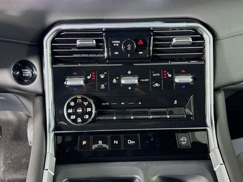 New 2025 Nissan Armada SL w/ Captain's Chari Seat Package image 18