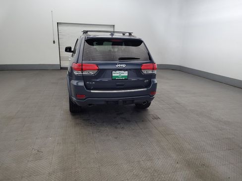 Used 2019 Jeep Grand Cherokee Overland AWD/4WD image 6