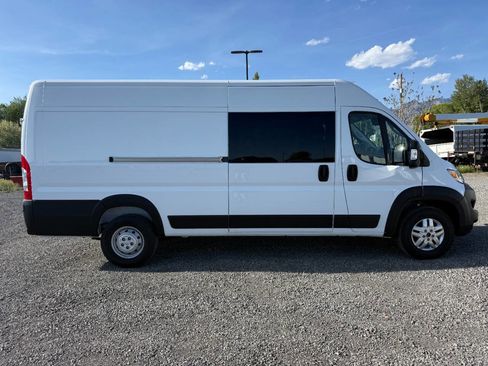 Used 2023 RAM ProMaster 3500 FWD image 2