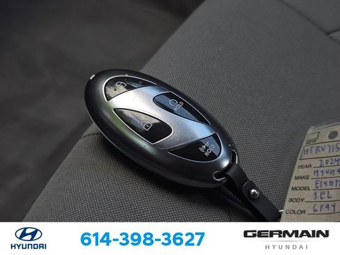 Used 2024 Hyundai Elantra SEL FWD image 34