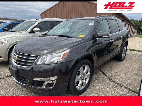 Used 2016 Chevrolet Traverse LT w/ Style and Technology Package AWD/4WD image 1