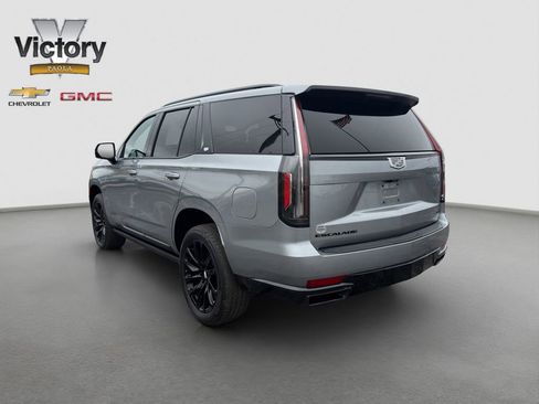 Used 2023 Cadillac Escalade Sport Platinum w/ LPO, ONYX Package AWD/4WD image 4