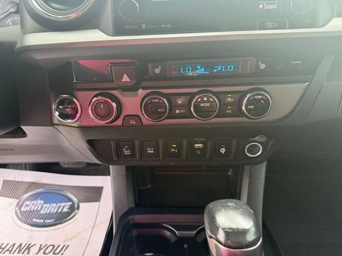 Used 2016 Toyota Tacoma TRD Sport w/ Premium & Technology Package image 35