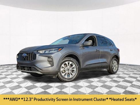 Used 2023 Ford Escape Active w/ Tech Pack #2 image 2