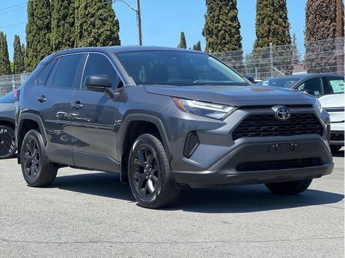 Used 2023 Toyota RAV4 LE FWD image 3