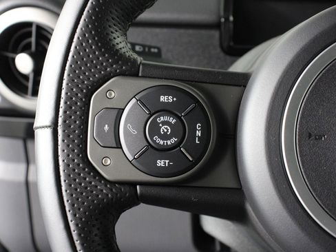 Used 2025 INEOS Grenadier AWD/4WD image 13