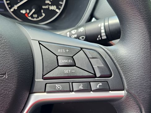 Used 2020 Nissan Altima 2.5 S FWD image 25