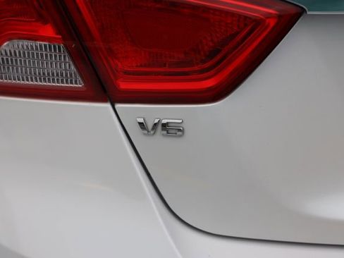 Used 2016 Chevrolet Impala LTZ w/ Enhanced Convenience Package image 49