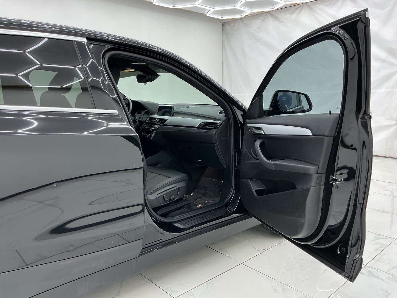 Used 2020 BMW X2 xDrive28i AWD/4WD image 17