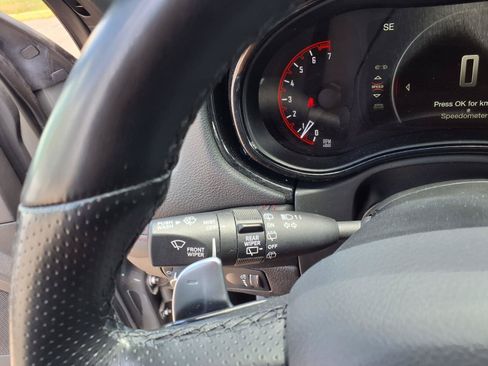 Used 2025 Dodge Durango GT RWD image 25