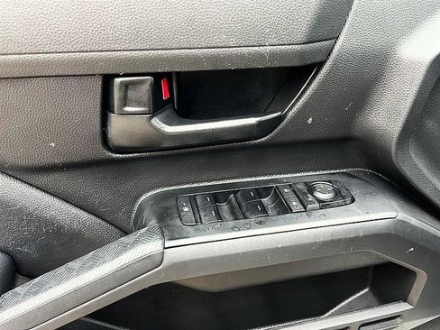 Used 2024 Toyota Tacoma SR5 AWD/4WD image 12